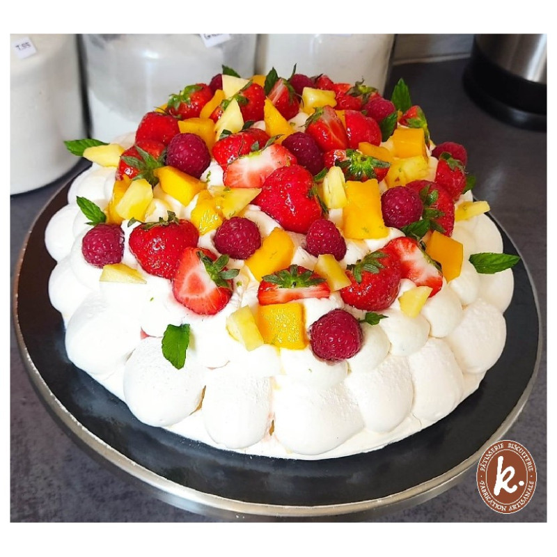 Pavlova aux fruits de saison Pavlova aux fruits de saison